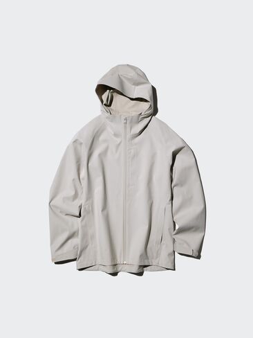 Uniqlo BLOCKTECH Parka in Saudi Arabia