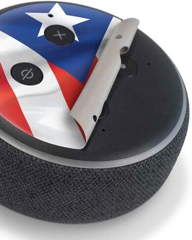 غلاف صوتي من Skinit متوافق مع Amazon Echo Dot 3 - تصميم علم بورتوريكو مرخص رسميًا in Kuwait