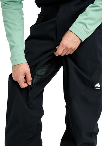 Burton Men's Reserve 2L Short Stretch Bib Pants in Saudi Arabia