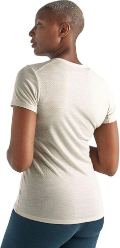 سترة Icebreaker Amplify Low Crewe Baselayer الأعلى للسيدات in Kuwait