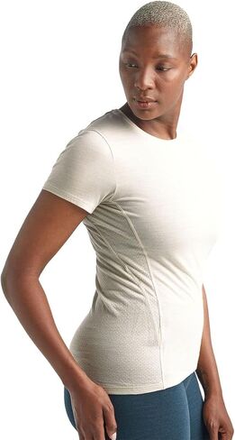 سترة Icebreaker Amplify Low Crewe Baselayer الأعلى للسيدات in Kuwait