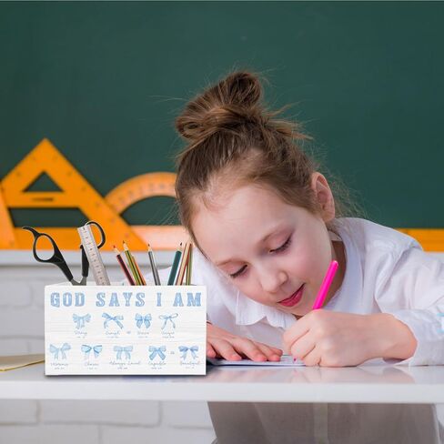 Coquette Pink Bow Christian Pen Holder for Desk, God Says I Am Bible Verse Wooden Box Sign Desk Decor for Home Office Decoration, Religious Pencil Organizer, Preppy Girly Room Decor in Kuwait