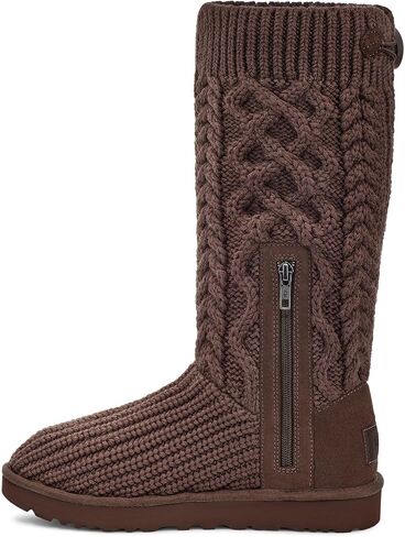 UGG بوت عصري كلاسيكي محبوك للنساء من كاردي in Saudi Arabia