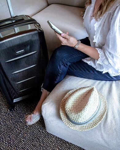 Samsonite Winfield 2 Hardside Expandable Luggage with Spinner Wheels in Saudi Arabia