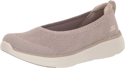 حذاء باليه مسطح من Skechers للنساء مصنوع من قماش خفيف الوزن in Saudi Arabia