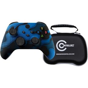 وحدة تحكم Custom Controllerzz Blue Camo وحزمة الحافظة - تتضمن وحدة تحكم لاسلكية مخصصة Blue Camo لأجهزة Xbox Series X/S وXbox One والكمبيوتر الشخصي وحقيبة سفر واقية عالمية in Kuwait