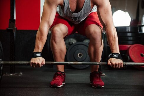 Gym Maniac - أحزمة معصم مبطنة لرفع الأثقال - قبضة عالية، أغطية جل السيليكا - ملحقات الصالة الرياضية للرجال والنساء - مقابض التمرين ومعدات الرفع - للسحب والرفع الميت والحديد والمزيد in Kuwait