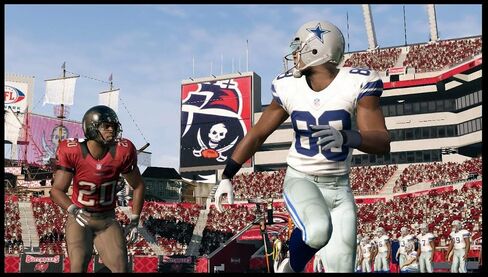 Madden NFL 13 - نينتندو وي يو (تجديد) in Saudi Arabia