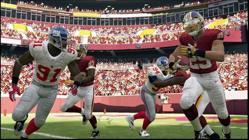 Madden NFL 13 - نينتندو وي يو (تجديد) in Saudi Arabia