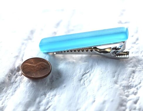 Glassoholics Gin Tie Clip - Made from Recycled Bombay Sapphire Bottle in Saudi Arabia