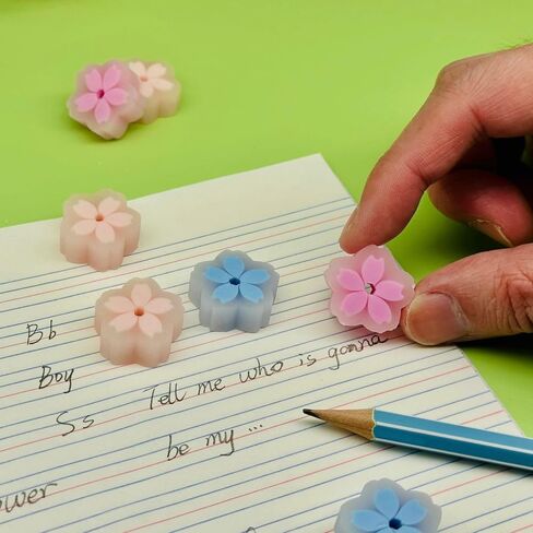 24 قطعة من محايات ساكورا الوردية الصغيرة في مرطبان، محايات جمالية للأطفال، ممحاة Kawaii للفتيات، محايات صغيرة جميلة ولطيفة للفصل الدراسي، محايات ممتعة للطلاب بكميات كبيرة، ملحقات العودة إلى المدرسة in Saudi Arabia