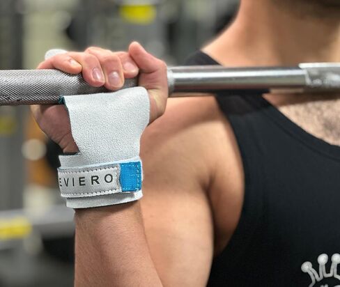 مقابض الجمباز من ليفيرو وديز ذات 3 فتحات، مقابض للجمباز، مقابض جلدية ناعمة متعددة الأغراض للتدريب المتقاطع، عمليات السحب، رفع الأثقال، جرس كيتل بيل، التمرين، مقابض WOD للبالغين in Kuwait