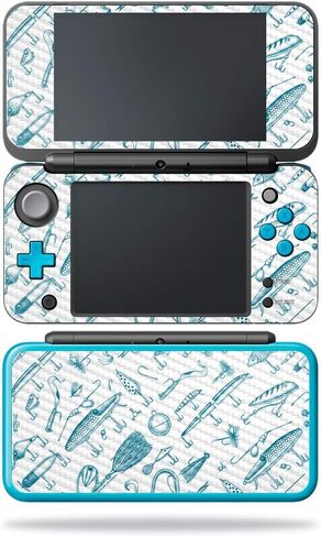 غلاف MightySkins من ألياف الكربون لجهاز Nintendo New 2DS XL - باندانا أرجوانية | لمسة نهائية واقية ومتينة من ألياف الكربون | سهل التطبيق والإزالة وتغيير الأنماط | صنع في الولايات المتحدة الأمريكية in Saudi Arabia