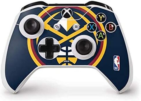 ملصق Skinit المخصص للألعاب متوافق مع وحدة تحكم Xbox One S - تصميم شعار كبير مرخص رسميًا من NBA Denver Nuggets in Saudi Arabia