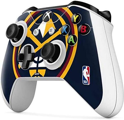 ملصق Skinit المخصص للألعاب متوافق مع وحدة تحكم Xbox One S - تصميم شعار كبير مرخص رسميًا من NBA Denver Nuggets in Saudi Arabia