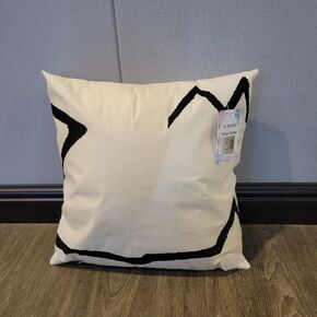 Throw Pillows 15.8 x 15.8-inch Square Soft Cotton Decorative Pillow, Fluffy Sofa Cushion in Saudi Arabia