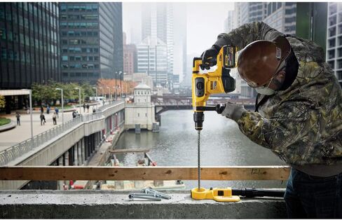 DEWALT DCHJ074D1-S Realtree Xtra Camouflage Heated Hoodie, Small, Camouflage in Saudi Arabia