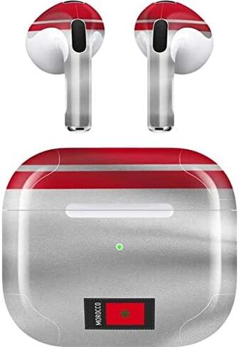 غلاف صوتي من Skinit متوافق مع Apple AirPods (الجيل الثالث، 2021) - تصميم علم كرة القدم المغربي المصمم في الأصل من Skinit in Saudi Arabia
