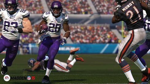 Madden NFL 15: Ultimate Edition - Xbox One (Renewed) in Saudi Arabia