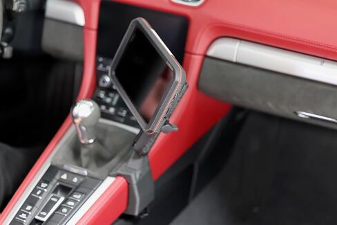 حامل كروي صلب مقاس 1 بوصة متوافق مع Porsche 991، 718، 981. يناسب Garmin Catalyst والهواتف والأجهزة اللوحية in Saudi Arabia