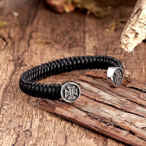 URBAN JEWELRY سوار من الجلد الأصلي المقاوم للصدأ المزدوج التنين (قابل للتعديل، أسود، فضي) جلد ، بدون حجر كريم, جلد, بدون أحجار كريمة in Saudi Arabia
