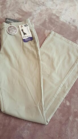 Lee Women's Modern Series Midrise Fit Dream Pant Ashlyn Bootcut Pant in Saudi Arabia