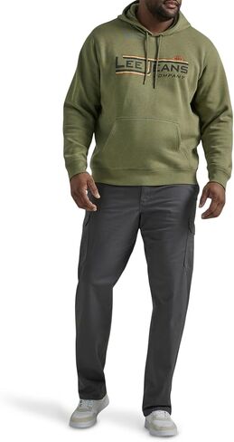 بنطلون كارجو مريح للغاية بقصة مستقيمة من نسيج تويل من سلسلة بيرفورمانس للرجال من ليي in Kuwait