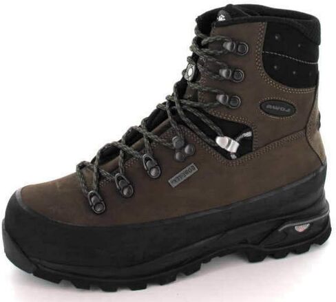 حذاء الرحلات الرجالي من Lowa Tibet GTX in Kuwait