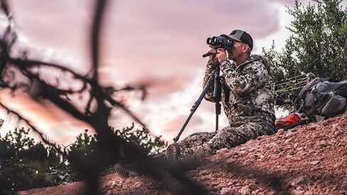 BOG PCA, Professional Camera Adapter Tripod Attachment with Switcheroo System, Standard Connection Threads, Accessory Plate, and Precise One-Handed Angle Adjustments for Hunting, Shooting and Outdoors in Kuwait