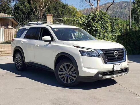 2PCS Silver Roof Bars Cross Bar Fits for 2022 2023 Nissan Pathfinder Roof Carrier Rails Cargo Bars in Saudi Arabia