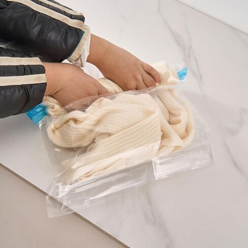 4pcs Compression Bags, Travel Accessories in Saudi Arabia