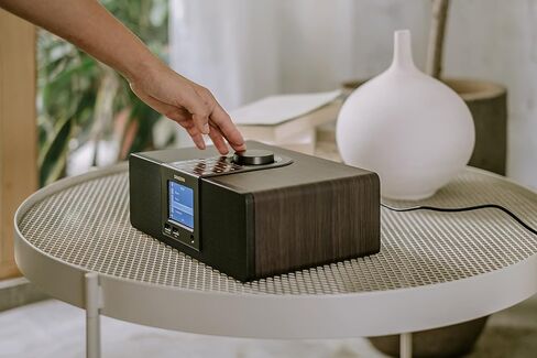 Sangean WFR-32 راديو الإنترنت/AUX/بلوتوث/تطبيق AirMusic/إدارة تفضيلات الراديو المحلية الذكية/تشغيل USB وشحن الهاتف راديو خزانة خشبي رقمي (متجدد) in Kuwait
