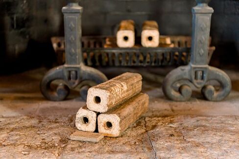 Green Mountain Fire 100% Hardwood Firelogs - 6 Fire Logs - No Chemicals, No Waxes, No Toxins in Saudi Arabia