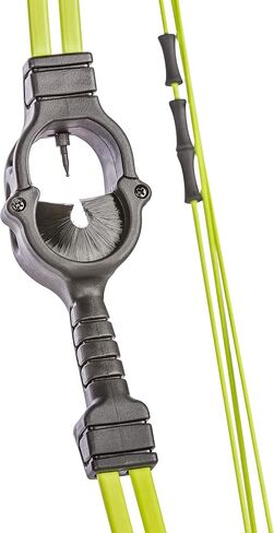 مجموعة القوس الشبابي من Bear Archery Spark، يوصى بها للأعمار من 5 إلى 10 سنوات، يمكن استخدامها بكلتا اليدين، وتتضمن سهمين، وواقي للذراع، وجعبة in Kuwait
