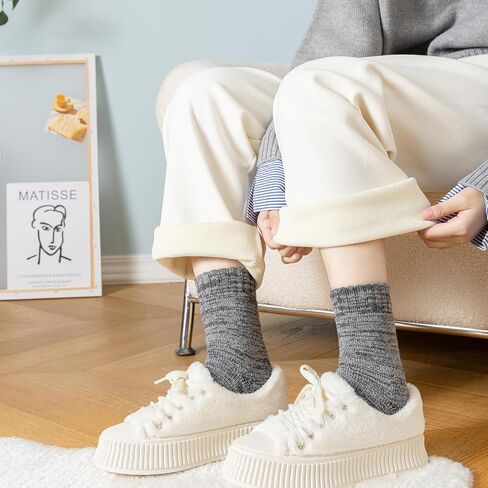 Tavaleu Wool Socks for Women Men, Winter Soft Cozy Thermal Sock Warm Breathable Crew Boot Socks in Kuwait