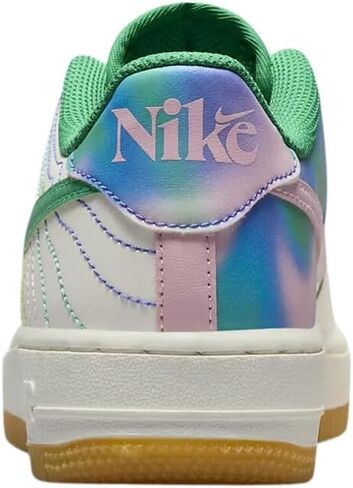 مقاس حذاء Nike Air Force 1 LV8 3 للأطفال الأكبر سنًا - 7 in Saudi Arabia