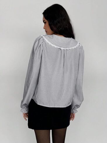 Floerns Women's Striped Button Down Blouse Long Sleeve Loose Fit Preppy Shirt in Saudi Arabia