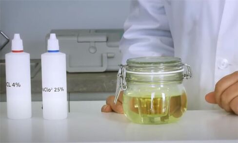 Chlorine Dioxide Solution CDS Kit | 100ml Hydrochloric Acid 4% (HCl) : 100ml Sodium Hypochlorite 25% in Saudi Arabia