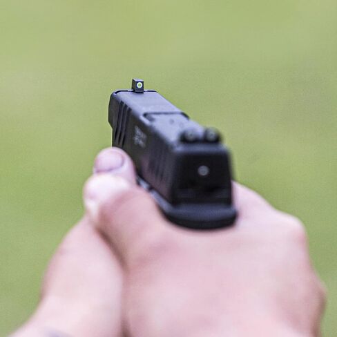 TruGlo Tritium يتوهج في الظلام مسدس بصري مع نقطة خضراء وبيضاء انتقالية لمسدسات سلسلة Smith & Wesson M&P، أسود (3 عبوات) in Saudi Arabia