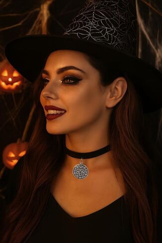 قلادة Blingsoul Wtchr Black Choker للنساء - قلادة طوق قابلة للتعديل مع قلادة لطيفة ، هدية مجوهرات على طراز Yenefer على طراز Yenefer in Saudi Arabia