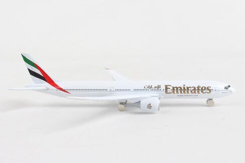 Daron Planes Emirates 777X Single Plane RT9905 , Red for Unisex Children in Kuwait