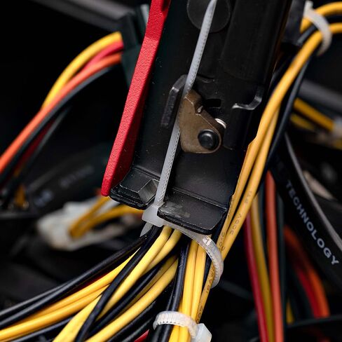 StarTech.com مسدس ربط كابل نايلون، أداة قطع/تركيب كابل ربط بسحاب، شد/شد ربطة الرمز البريدي، متوافق مع TAA in Saudi Arabia