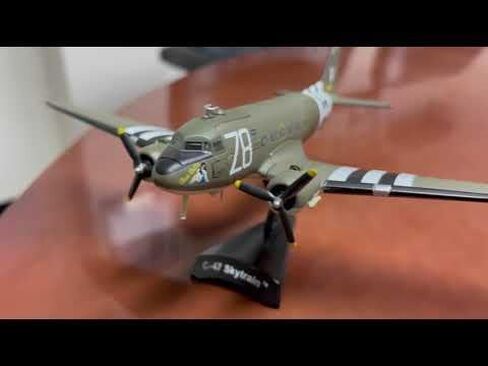 ختم بريدية Tico Belle C47 1/144 من دارون، طائرة in Kuwait