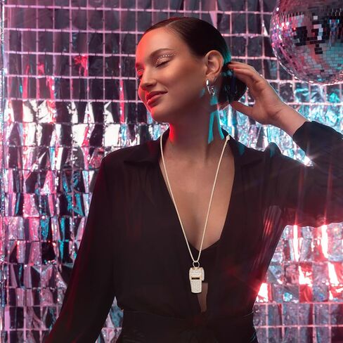 2 قطعة من قلادة صافرة حجر الراين اللامعة صفارة كريستال معدنية ذهبية مع حبل سلسلة جلود صفارات صوت واضحة وعالية للمدرب والحكم والمعلم وهدية المدرب الرياضي in Kuwait