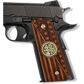 مقابض خشبية URAY 1911 مع ميدالية ترامب 45-47 وتصميم العلم الأمريكي - مقابض مسدس ممتازة 1911 لكولت كيمبر توروس ريمنجتون ونماذج 1911 بالحجم الكامل in Saudi Arabia