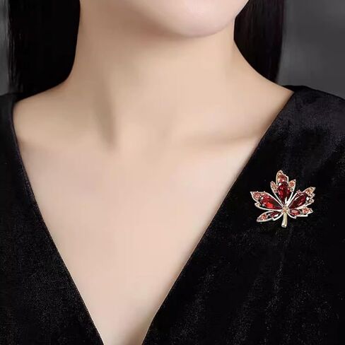 Rhinestone Thanksgiving Maple Leaf Brooch for Women Vintage Fall Brooches Thanksgiving Autumn Jewelry Accessory in Saudi Arabia
