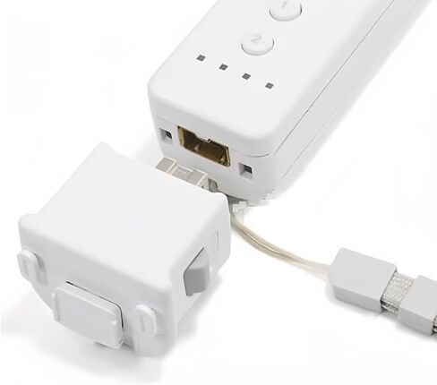 مستشعر محول Wii Motion Plus مع حافظة من السيليكون، مسرع محول مستشعر Motion Plus لجهاز التحكم عن بعد Nintendo Wii، هدايا اللاعبين (أبيض) in Kuwait