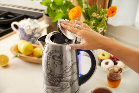 Cuisinart Caskata PerfecTemp 1.7-Liter Electric Kettle, Cordless Electric Tea Kettle, 1500W for Fast Heat-Up, 6 Preset Temperatures, 30-Minute Keep Warm, Stay Cool Nonslip Handle, CPK-17P1CK in Kuwait