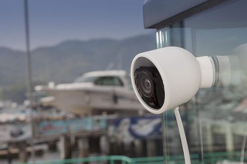 أغلفة سيليكون ملونة لكاميرا Nest Cam الخارجية - قم بحماية وتمويه كاميرا Nest الخاصة بك في الهواء الطلق باستخدام أغلفة السيليكون المقاومة للأشعة فوق البنفسجية والطقس (عبوتان، أبيض) in Saudi Arabia