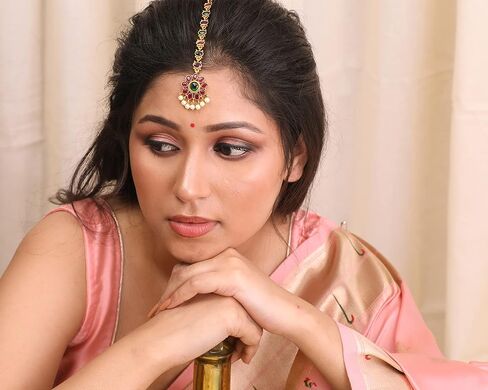 TARINIKA Antique Gold Plated Hari Priya Maangtika with Peacock Design - Indian Maang Tika for Women and Girls Perfect for Ethnic Occasions | Traditional Indian Maang Tikka | 1 Year Warranty* in Saudi Arabia